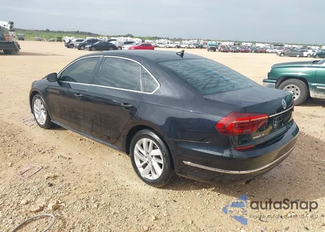 2018 Volkswagen Passat Se z USA, uszkodzony, nr VIN 1VWBA7A36JC028048